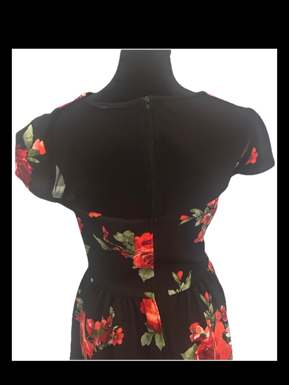 B. Smart Black Floral Fit & Flare Cap Sleeve Short Knit Dress Size 9/10 - Picture 3 of 4